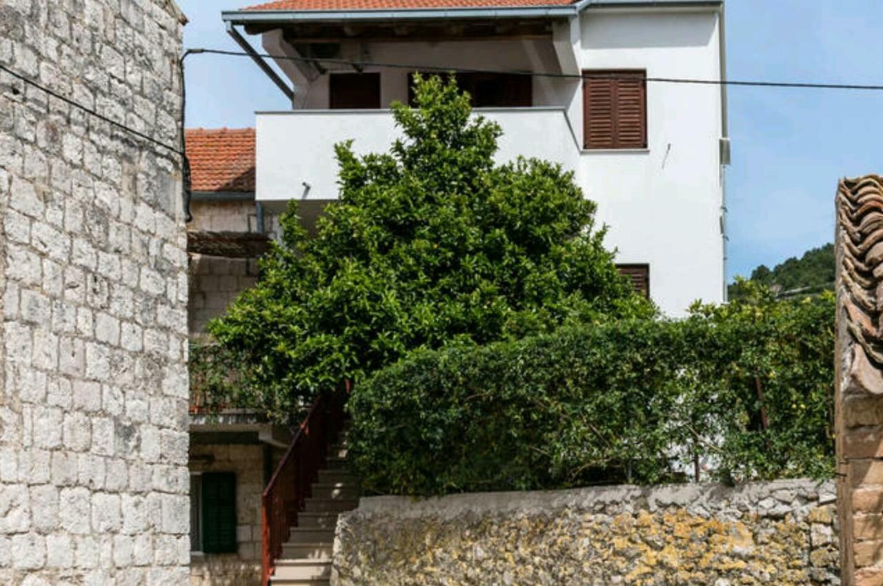 Apartments Bralic Vis Exteriér fotografie